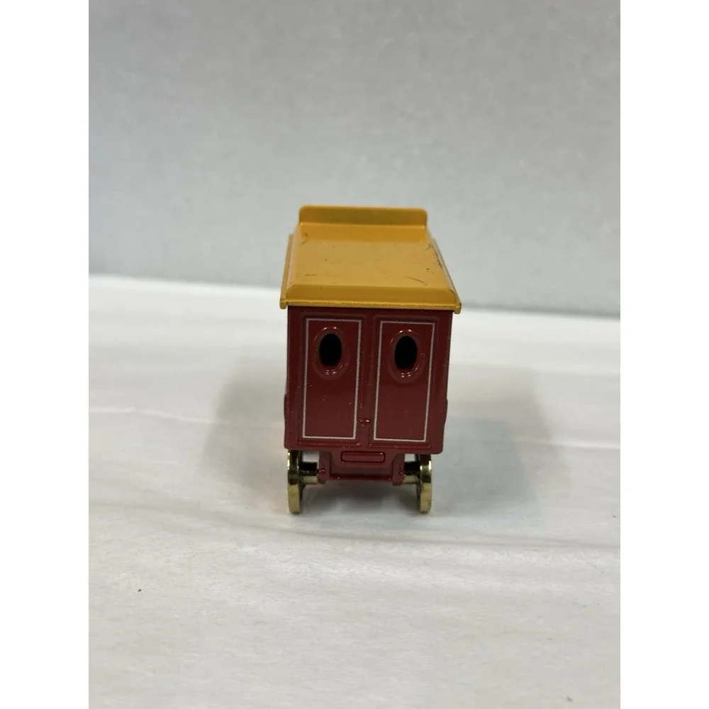 Horse Drawn Vintage Wagon Set of 2 Festival Lantern Co Dollys Candy Die Cast Toy